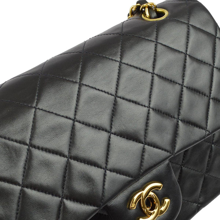 Chanel 1997-1999 Black Lambskin Medium Classic Double Flap Shoulder Bag