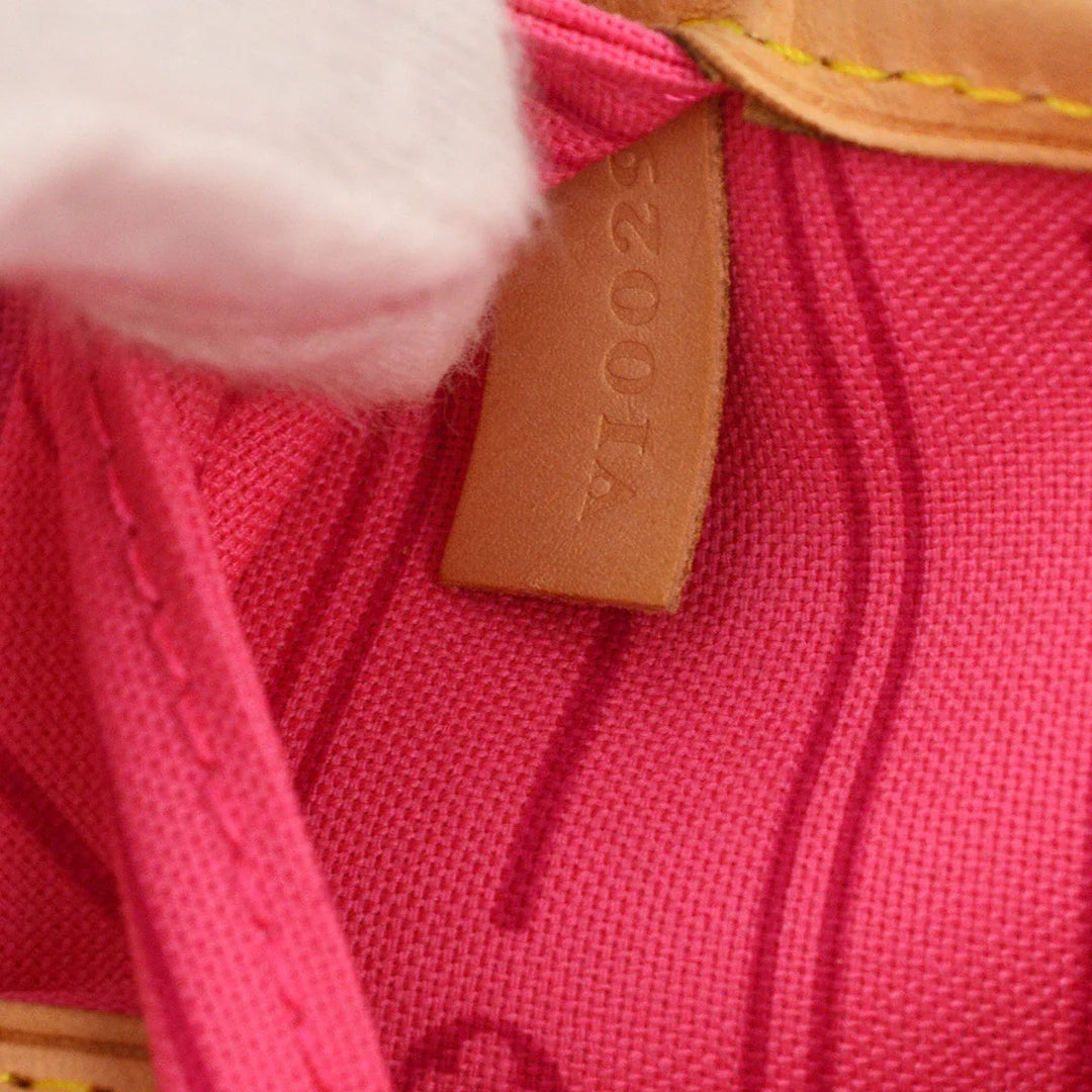 Louis Vuitton 2009 Monogram Rose Neverfull MM Shoulder Tote Bag 
