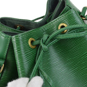 Louis Vuitton 1995 Green Epi Noe Drawstring Shoulder Bag M44004