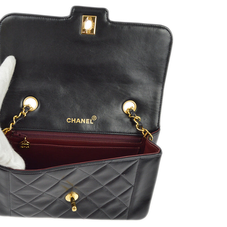 Chanel 1989-1991 Black Lambskin Single Flap Shoulder Bag