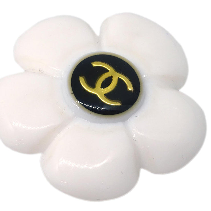 Chanel Flower Earrings Clip-On White 96P