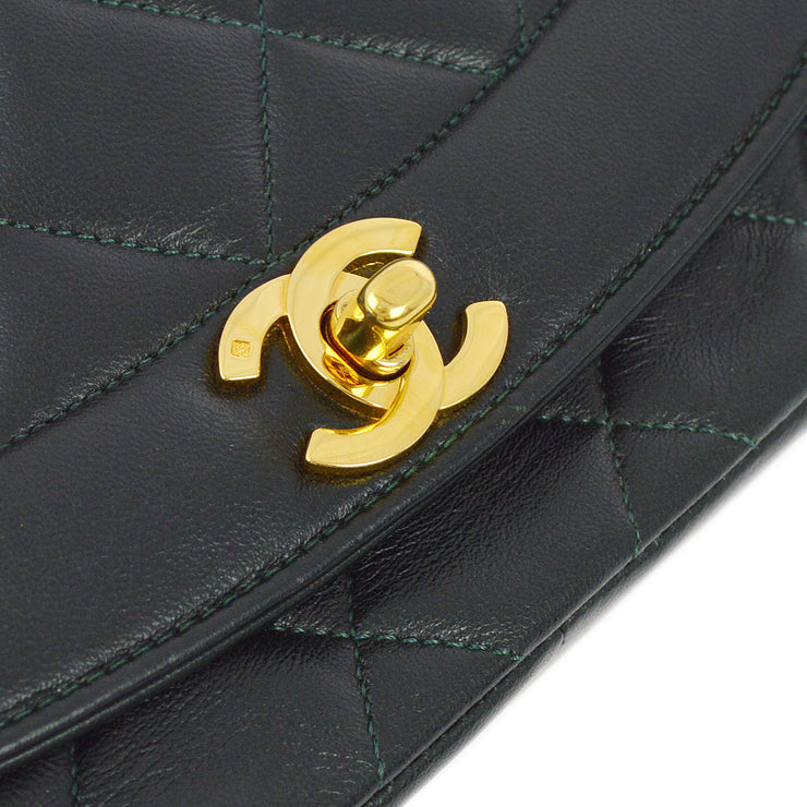 Chanel 1989-1991 Green Lambskin Medium Diana Shoulder Bag