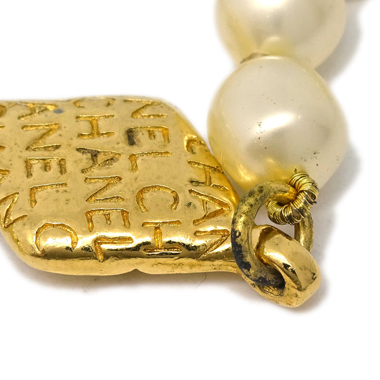 Chanel Costume Pearl Necklace Gold