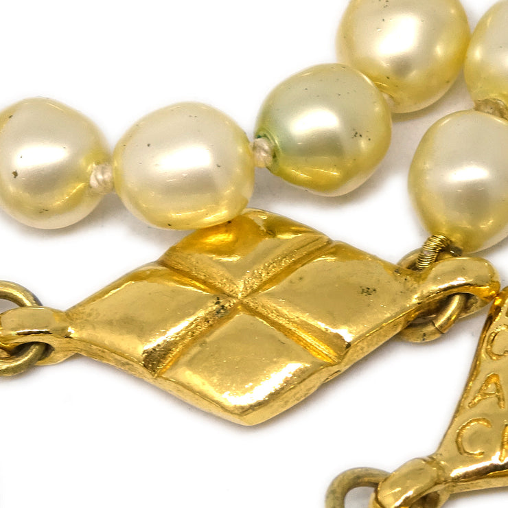 Chanel Costume Pearl Necklace Gold