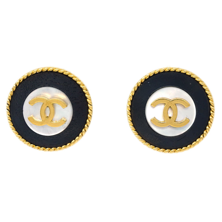 Chanel Black Button Shell Earrings Clip-On 96P