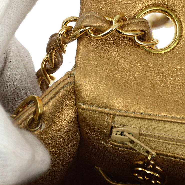 Chanel 1991-1994 Gold Lambskin Classic Square Flap Shoulder Bag 20