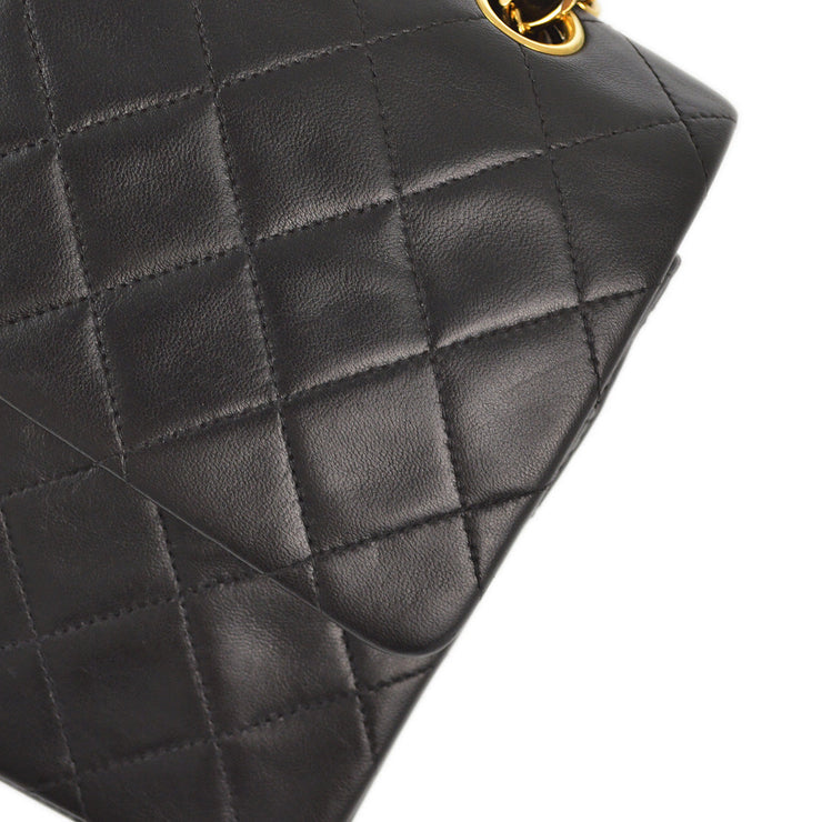 Chanel 1997-1999 Black Lambskin Medium Classic Double Flap Shoulder Bag