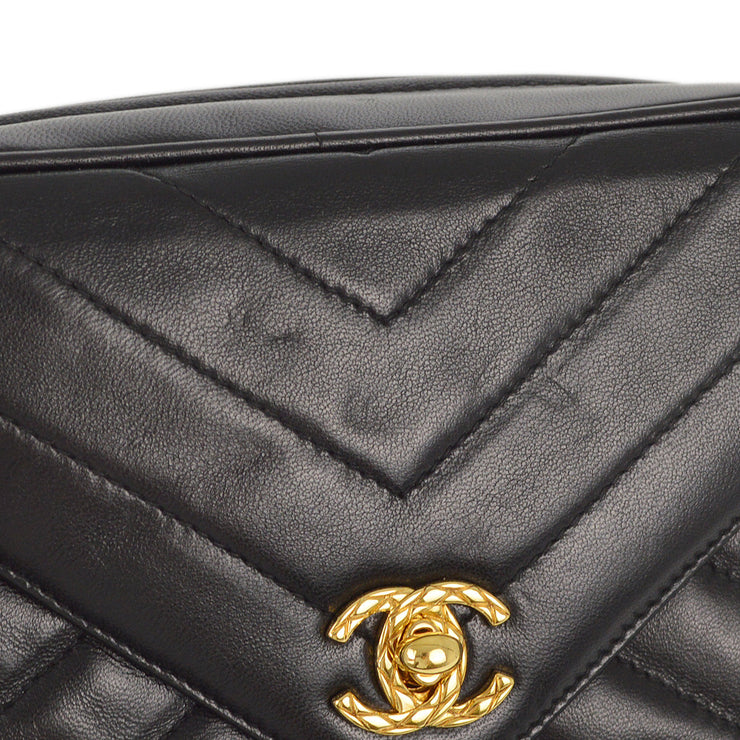 Chanel 1991-1994 Black Lambskin V Stitches Camera Bag Mini