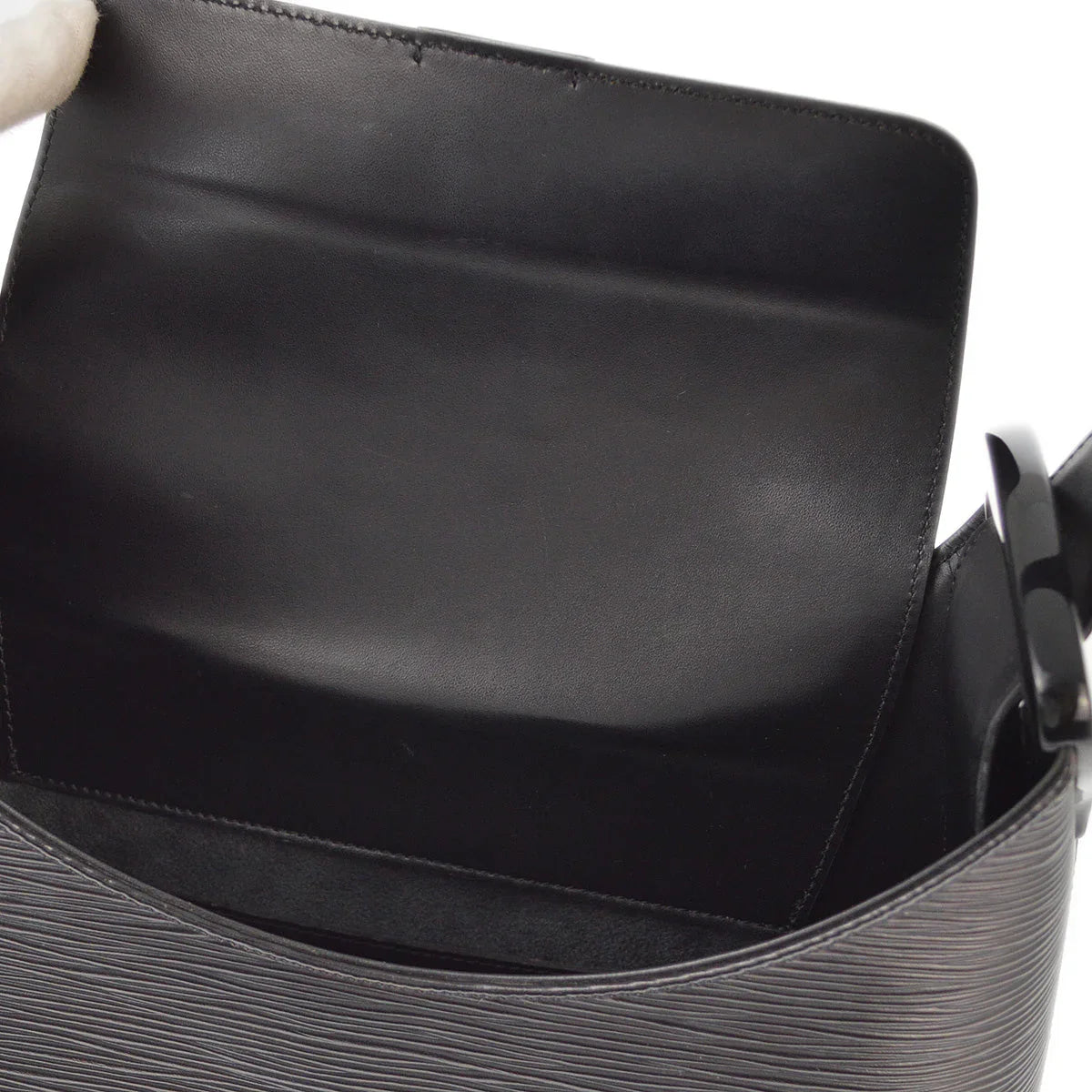 Louis Vuitton 1999 Black Epi Verseau Shoulder Bag M52812