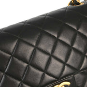 Chanel 1996-1997 Black Lambskin Jumbo Classic Flap Shoulder Bag