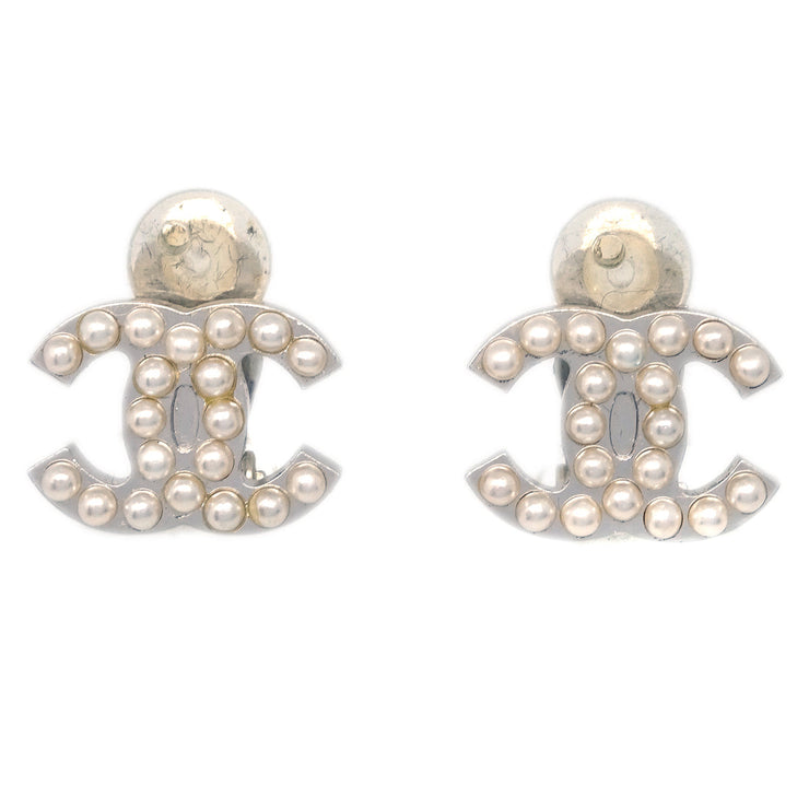 Chanel CC Artificial Pearl Earrings Clip-On Silver 04V