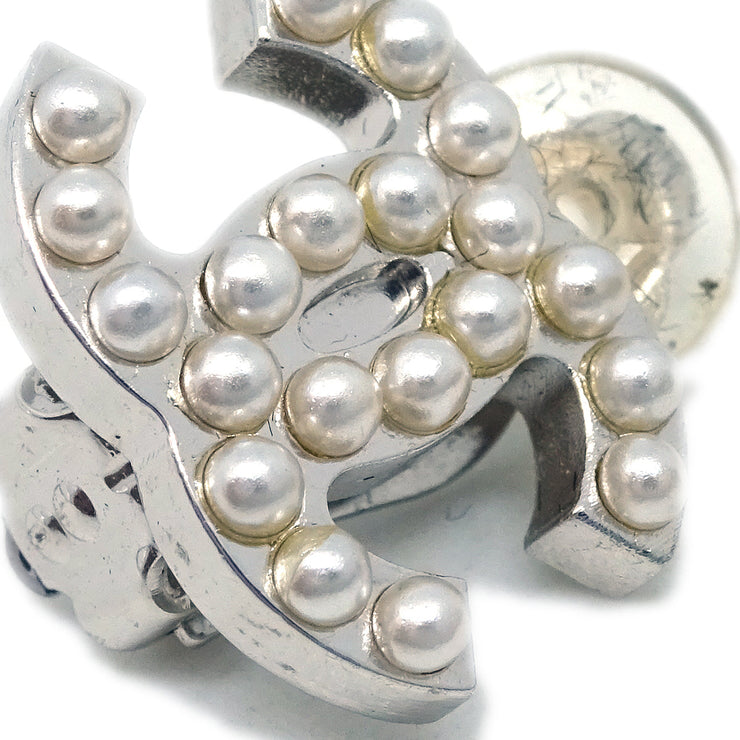 Chanel CC Artificial Pearl Earrings Clip-On Silver 04V