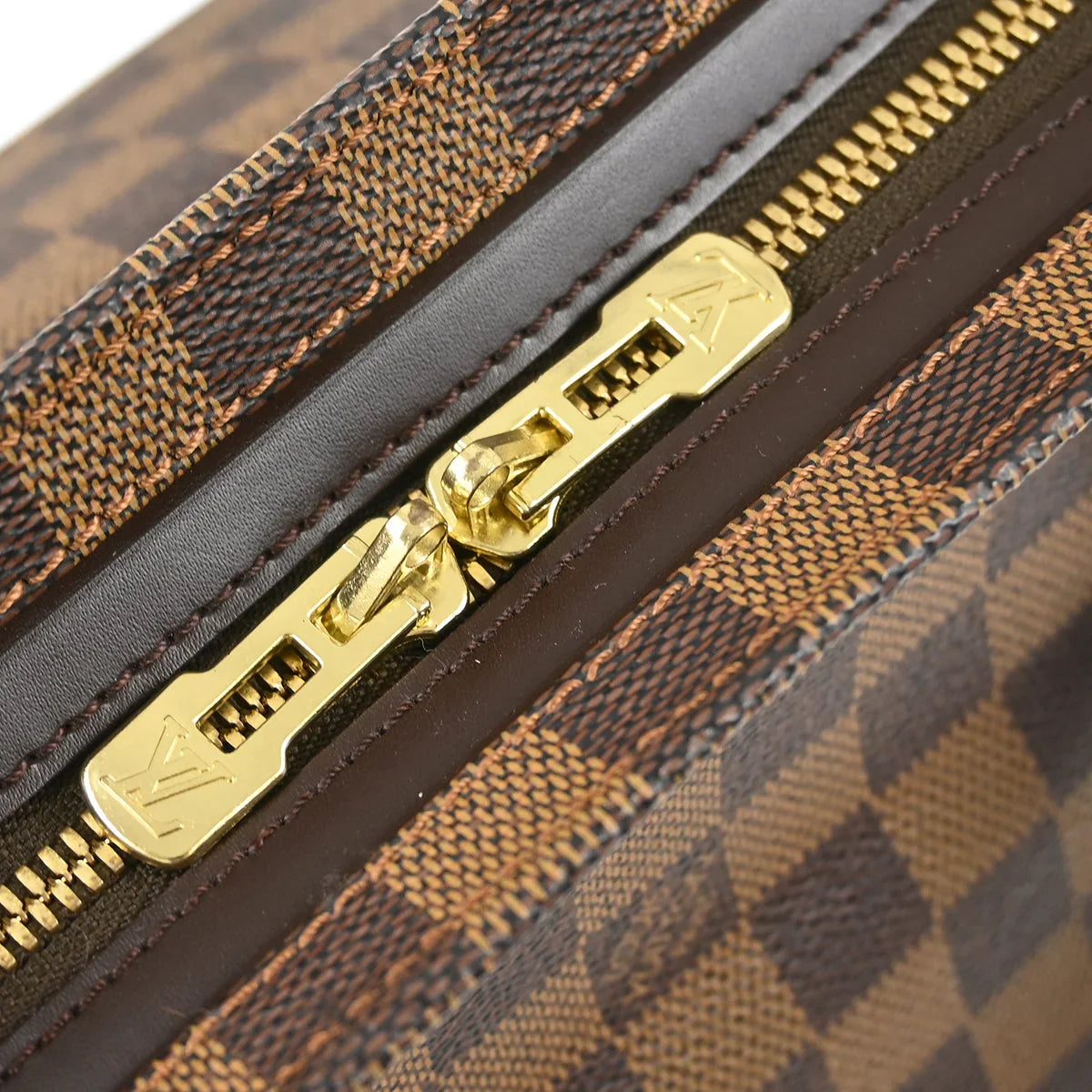 Louis Vuitton Damier Chelsea Shoulder Tote Bag N51119