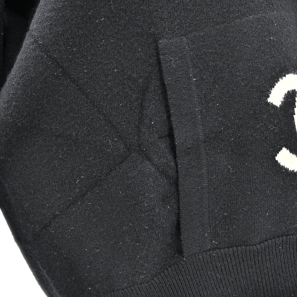 Chanel CC logo Sweater Black
