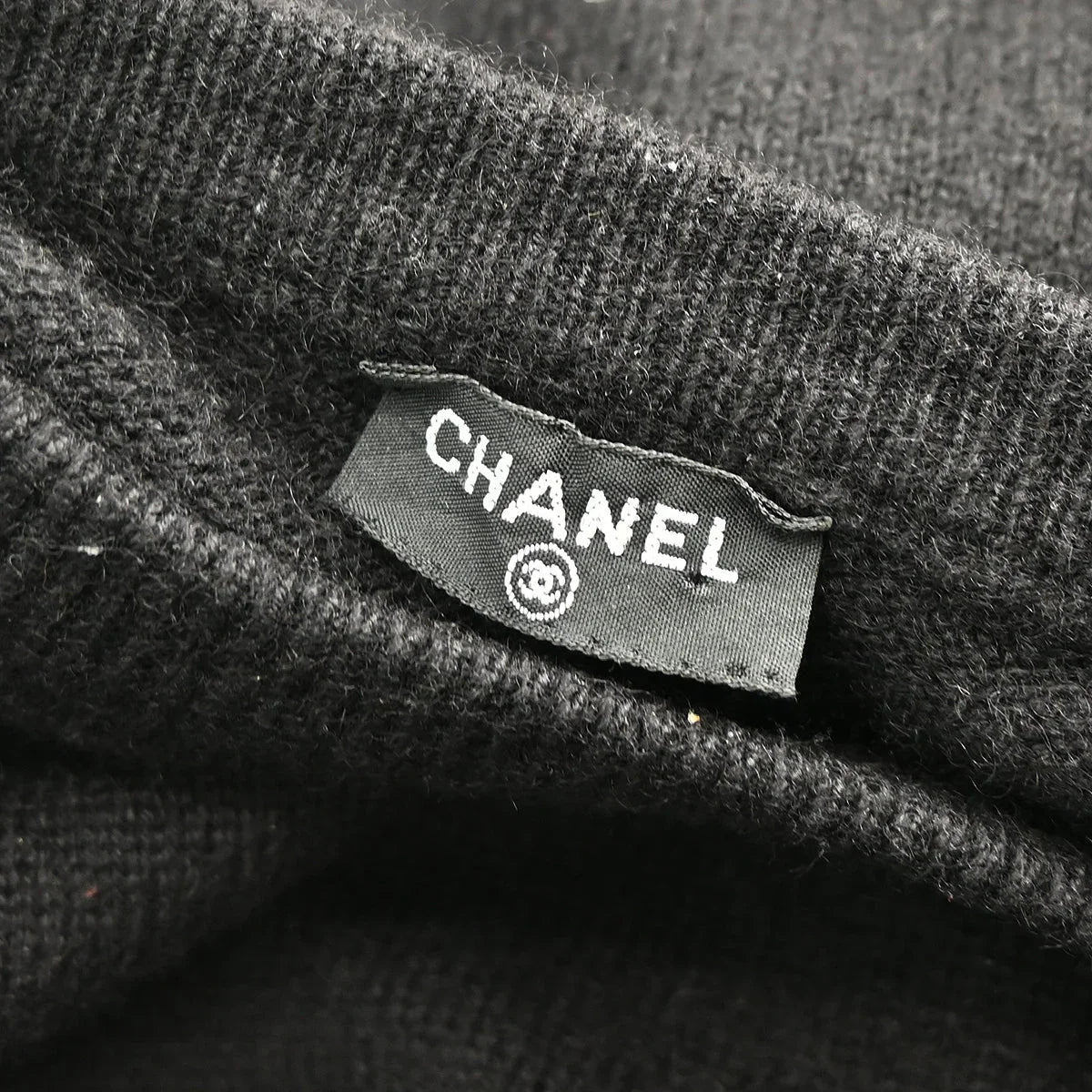 Chanel CC logo Sweater Black