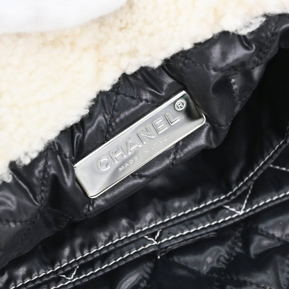 Chanel 2019 White Wool Coco Neige 2way Tote Handbag