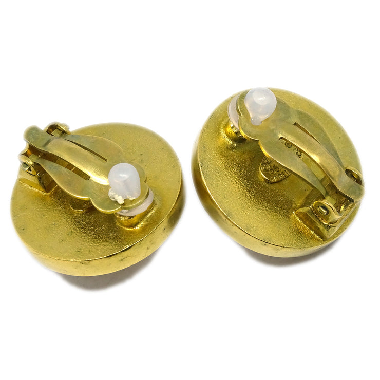 Chanel Gold Button Costume Pearl Earrings Clip-On 95P