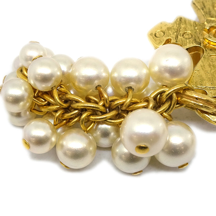 Chanel Costume Pearl Dangle Earrings Clip-On Gold 94P