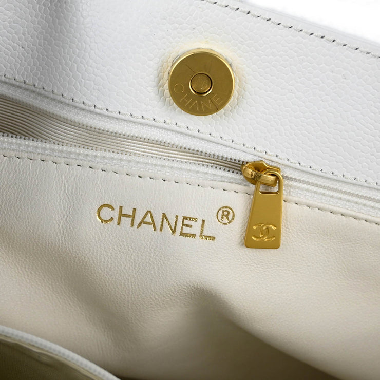 Chanel 2000-2002 White Caviar Chain Tote Bag