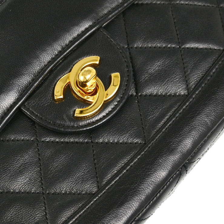 Chanel 1989-1991 Black Lambskin Small Single Flap Shoulder Bag