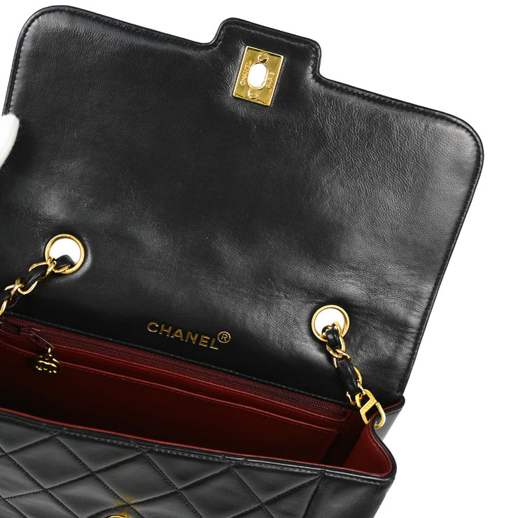 Chanel 1989-1991 Black Lambskin Shoulder Bag