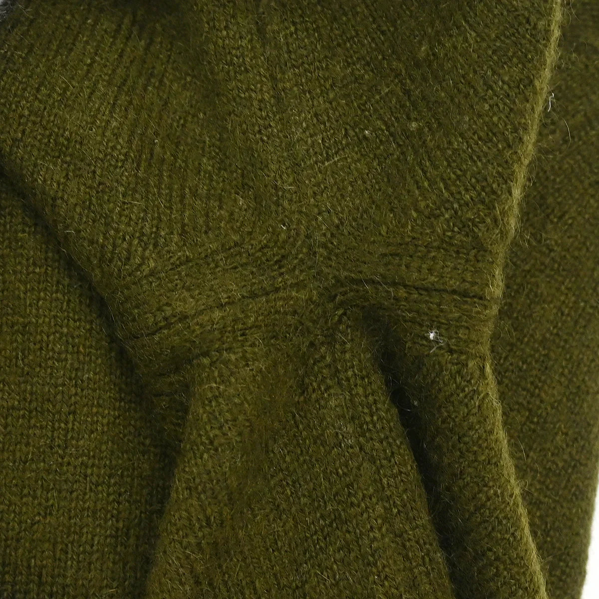 Chanel 1996 Sweater Khaki #44