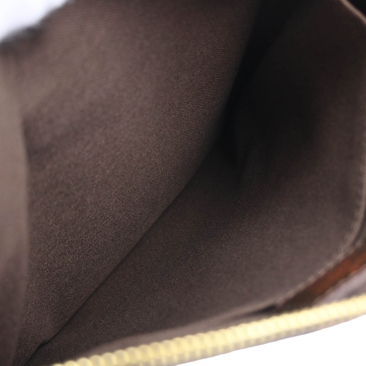 Louis Vuitton 2011 Damier Pochette Plat Brooklyn Shoulder Bag N41100