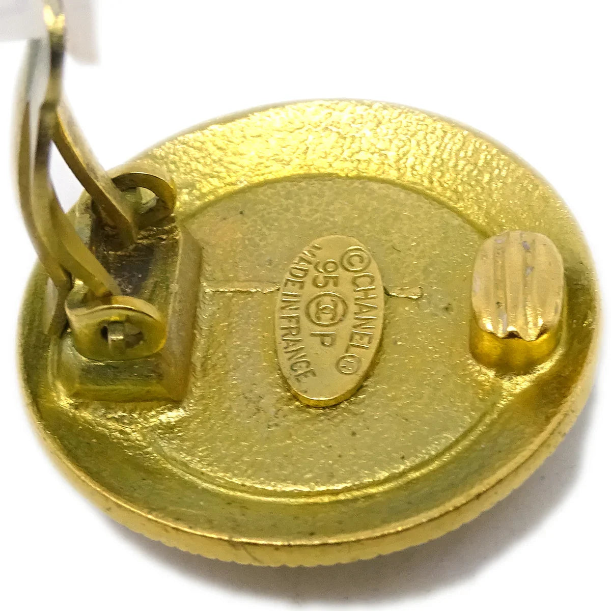 Chanel Gold Black Button Earrings Clip-On 95P