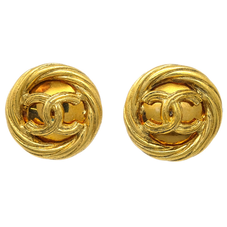 Chanel Button Earrings Clip-On Gold 93P/2920