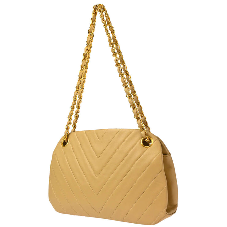 Chanel 1989-1991 Beige Lambskin Chevron Chain Shoulder Bag