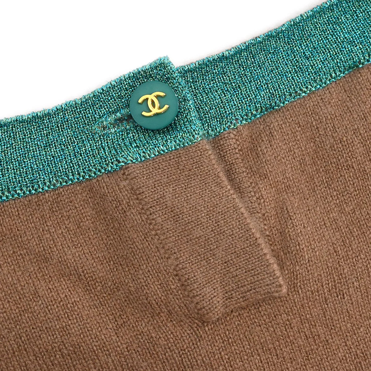 Chanel 1996 Ensemble Cardigan Top Brown #40