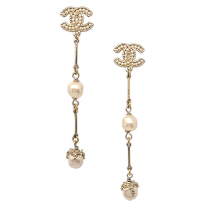 Chanel CC Dangle Piercing Earrings Gold Costume Pearl A12A
