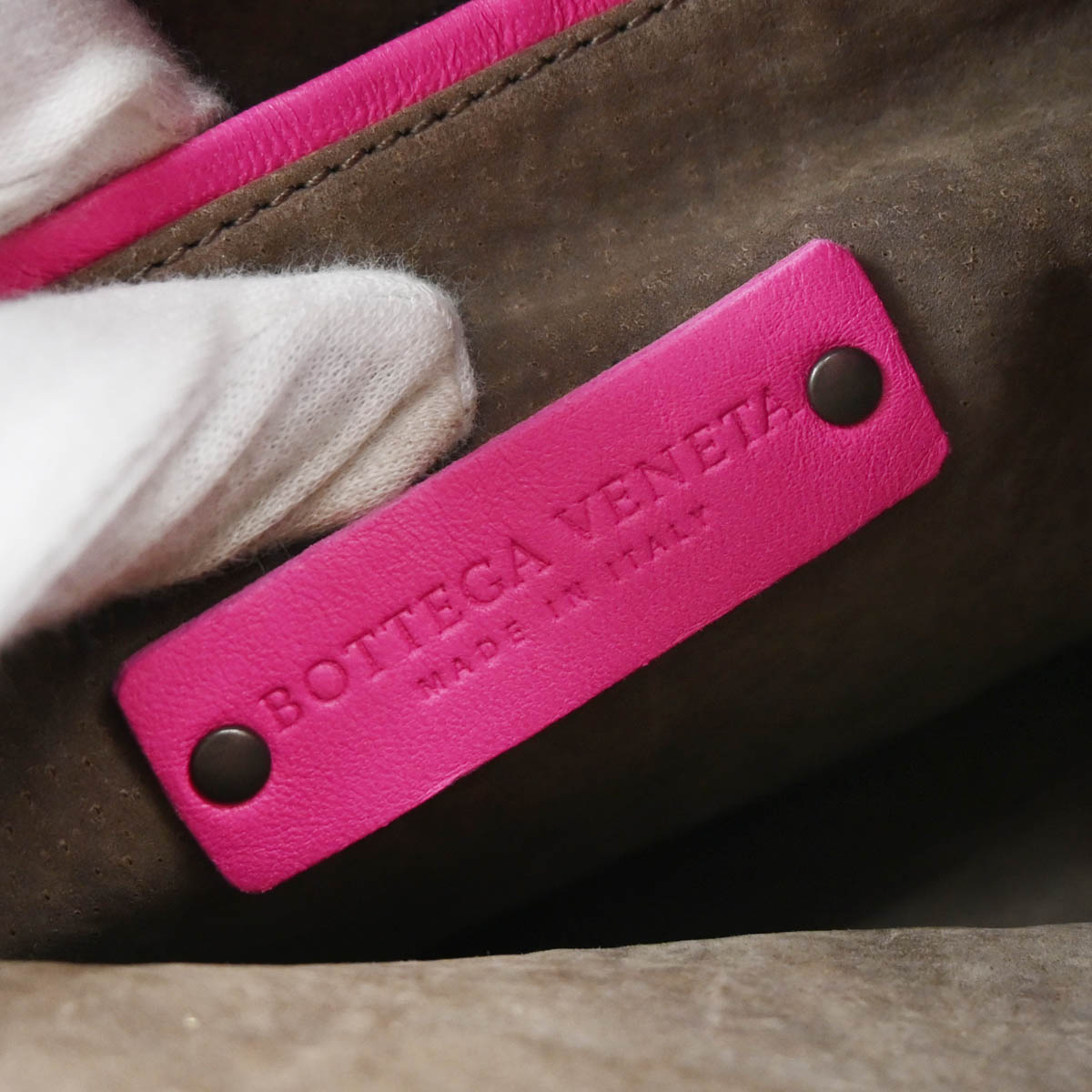 Bottega Veneta Pink Intrecciato Hobo Handbag