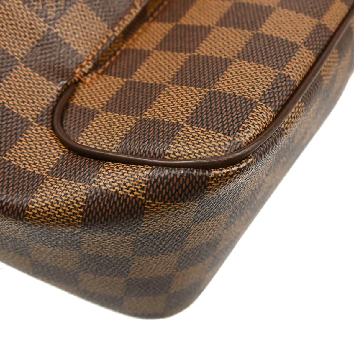 Louis Vuitton 2005 Damier Olaf MM Shoulder Bag N41441