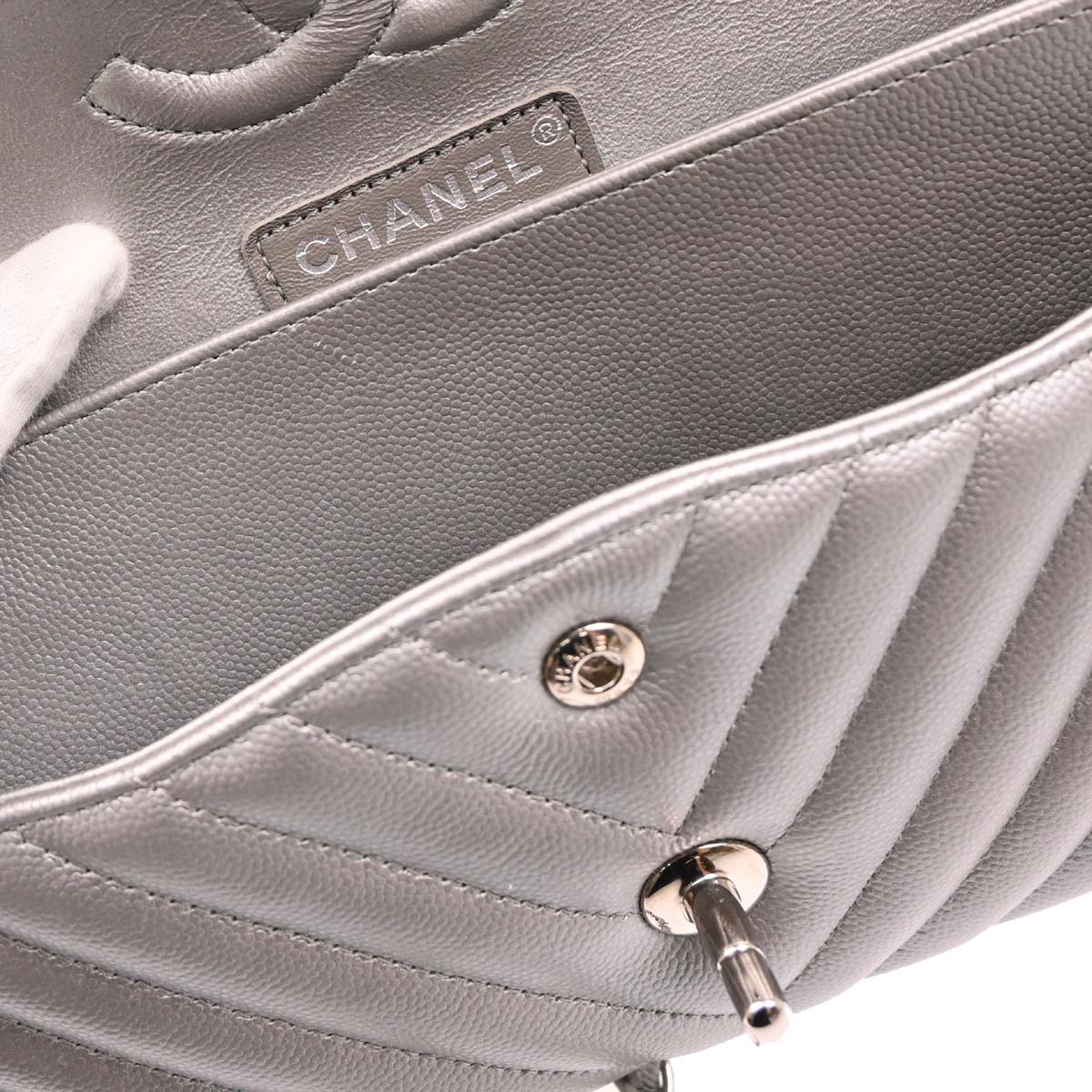 Chanel 2016-2017 Silver Caviar Chevron Medium Classic Double Flap Shoulder Bag