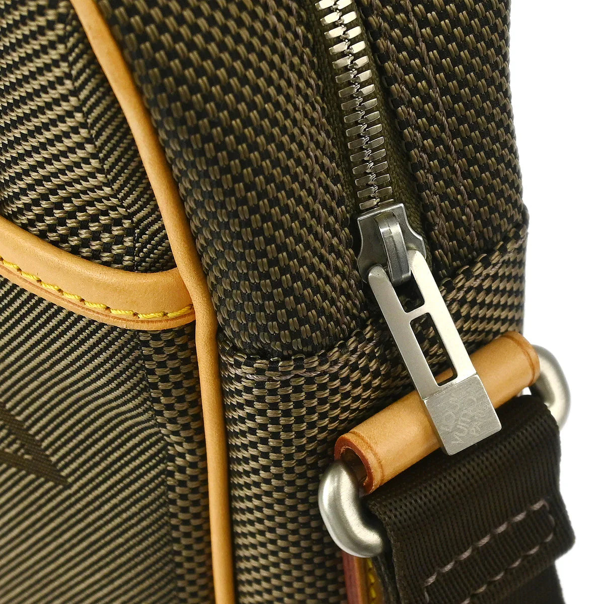 Louis Vuitton 2009 Terre Damier Geant Citadin NM Shoulder Bag M93224