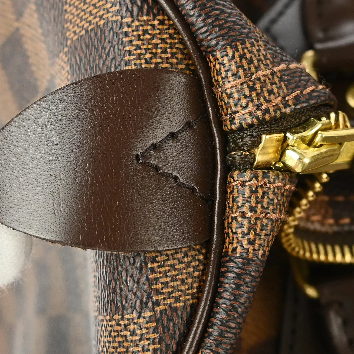 Louis Vuitton 2009 Damier Speedy 30 Handbag N41531