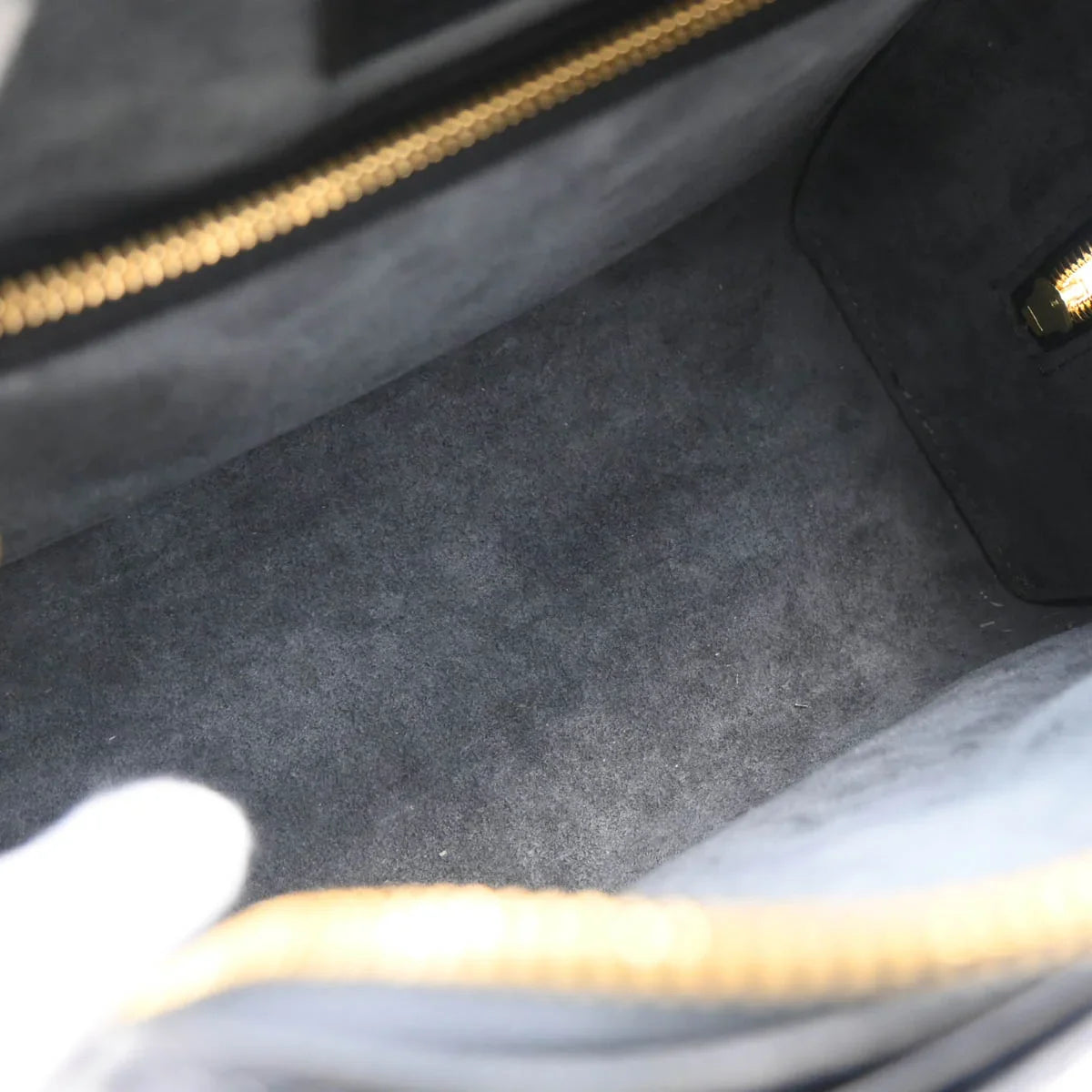 Louis Vuitton 1998 Black Epi Pont Neuf Handbag M52052