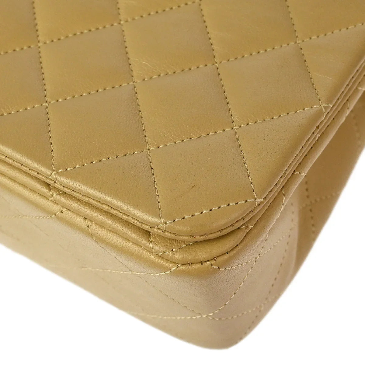 Chanel 1989-1991 Beige Lambskin Turnlock Small Full Flap Shoulder Bag