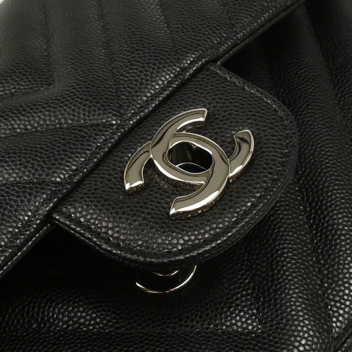 Chanel 2017-2018 Black Caviar Chevron Medium Classic Double Flap Shoulder Bag