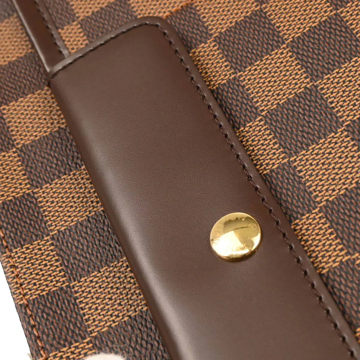 Louis Vuitton 2003 Damier Aubagne Handbag N51129