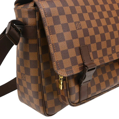 Louis Vuitton 2006 Damier Messenger Melville Shoulder Bag N51125