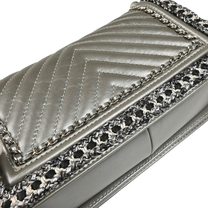 Boy Chanel 2017-2018 Silver Calfskin Medium Chevron Shoulder Bag
