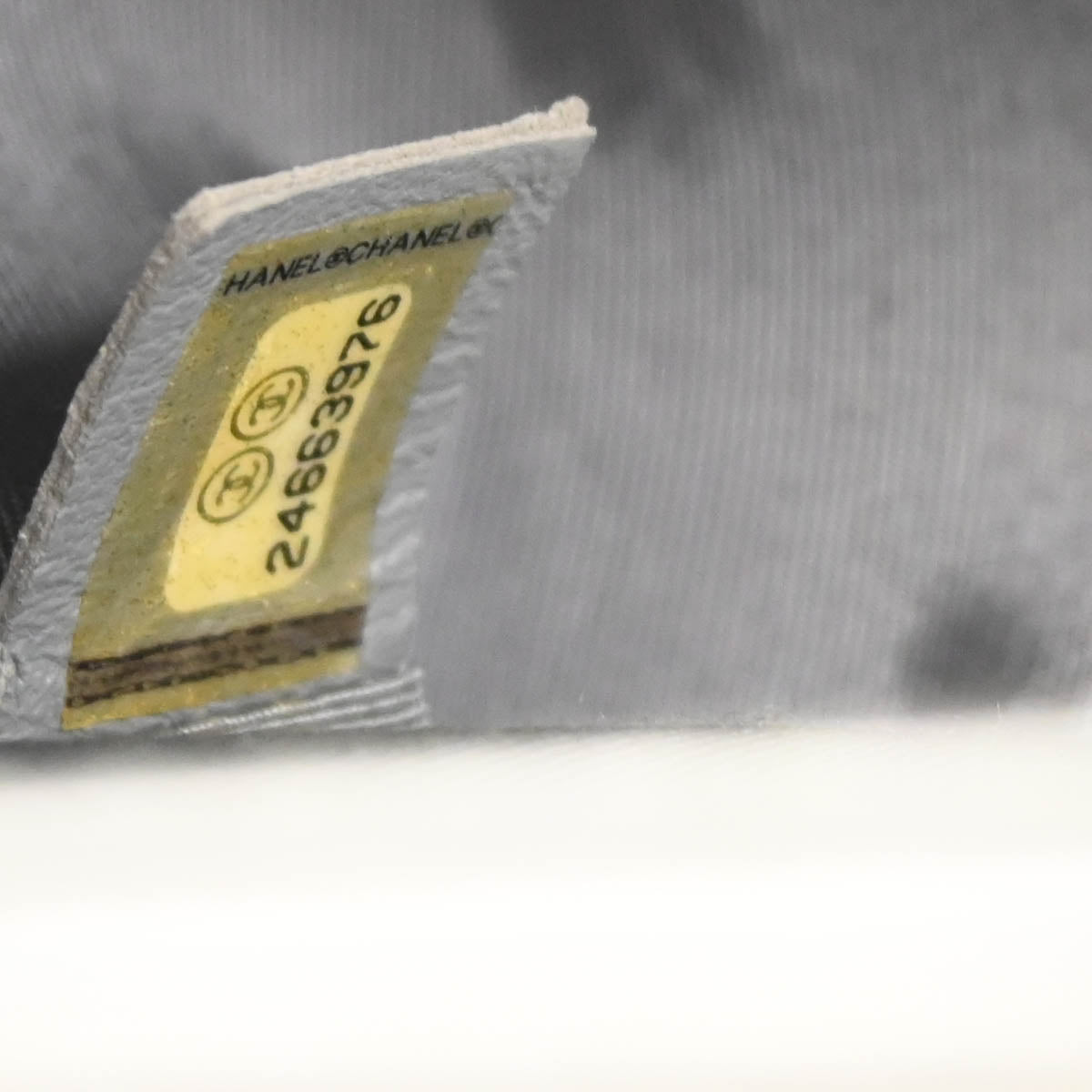 Boy Chanel 2017-2018 Silver Calfskin Medium Chevron Shoulder Bag