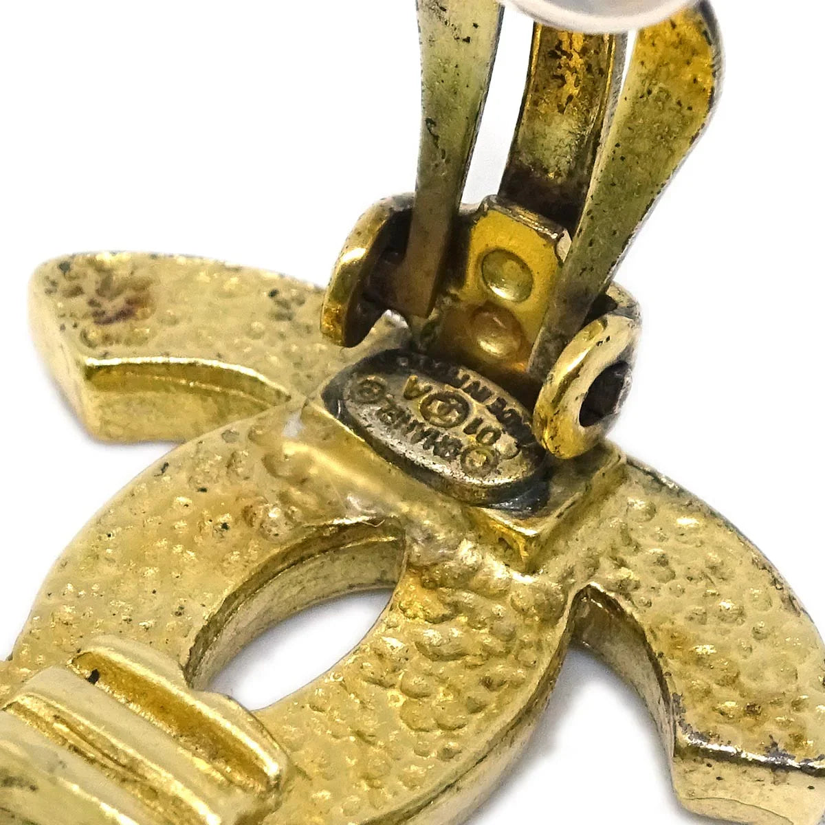 Chanel Gold CC Earrings Clip-On Rhinestone 01A