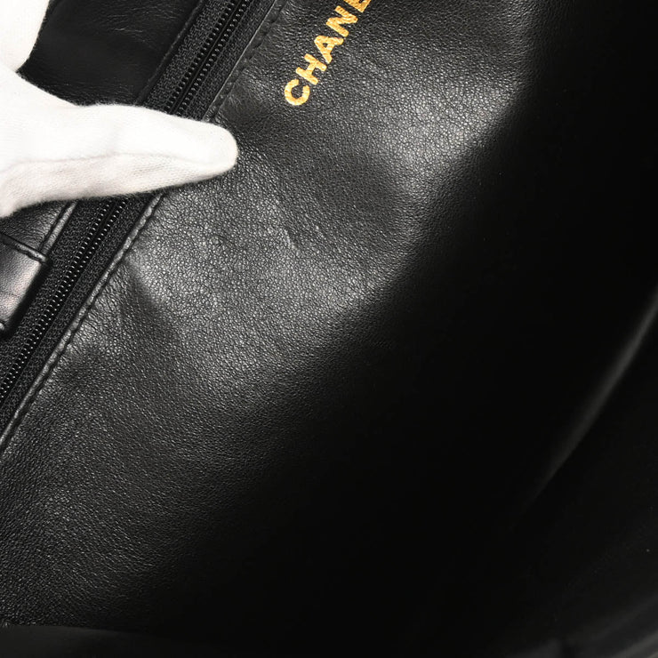 Chanel 1991-1994 Black Calfskin Chain Tote Shoulder Bag