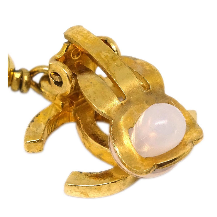 Chanel CC Costume Pearl Dangle Earrings Clip-On Gold 96P