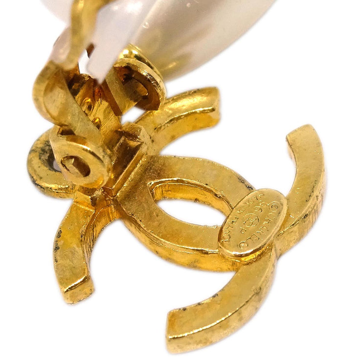 Chanel CC Costume Pearl Dangle Earrings Clip-On Gold 96P