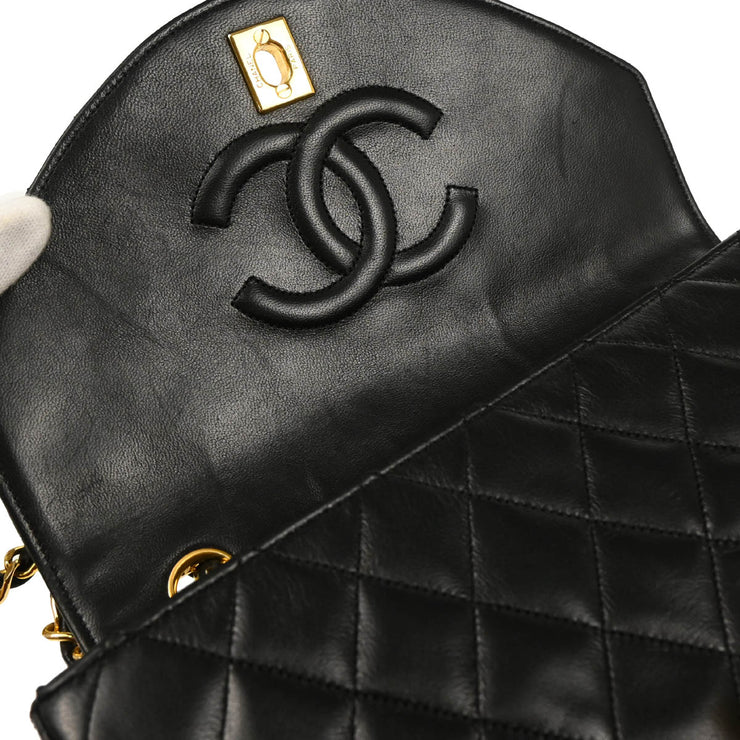 Chanel 1986-1988 Black Lambskin Single Flap Shoulder Bag
