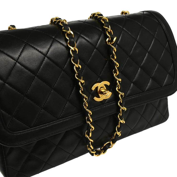 Chanel 1989-1991 Black Lambskin Single Flap Shoulder Bag